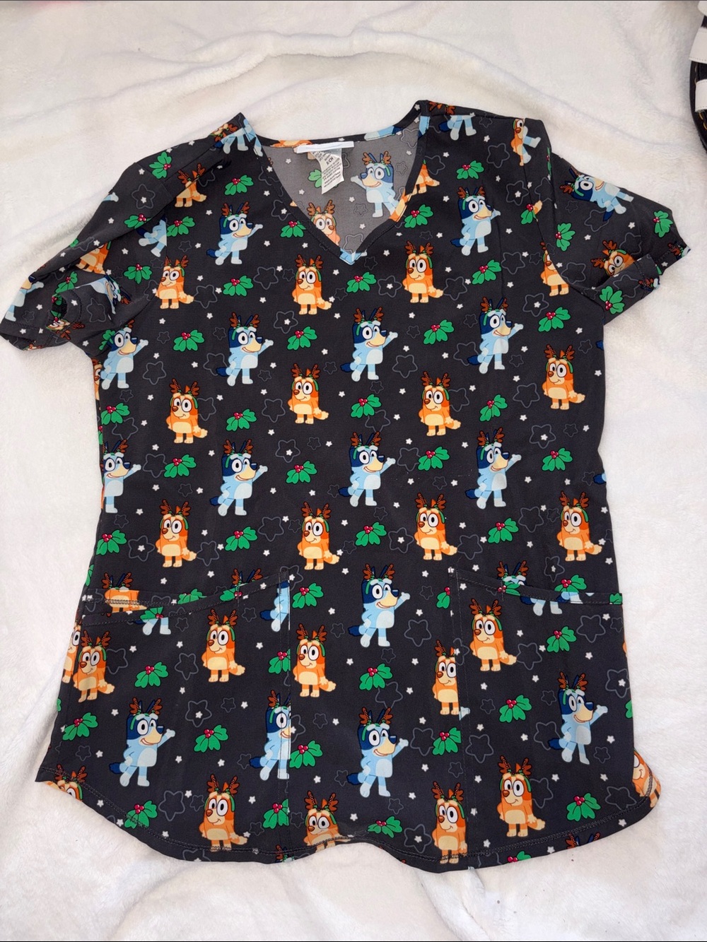 NWOT bluey scrub top